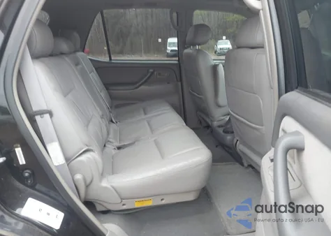 2004 Toyota Sequoia Sr5 V8 z USA, uszkodzony, nr VIN 5TDBT44AX4S225538